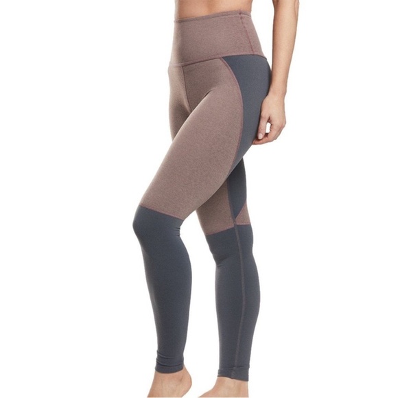 Beyond Yoga Next Colorblock High Waisted Leggings Size Small Activewear - Picture 2 of 14